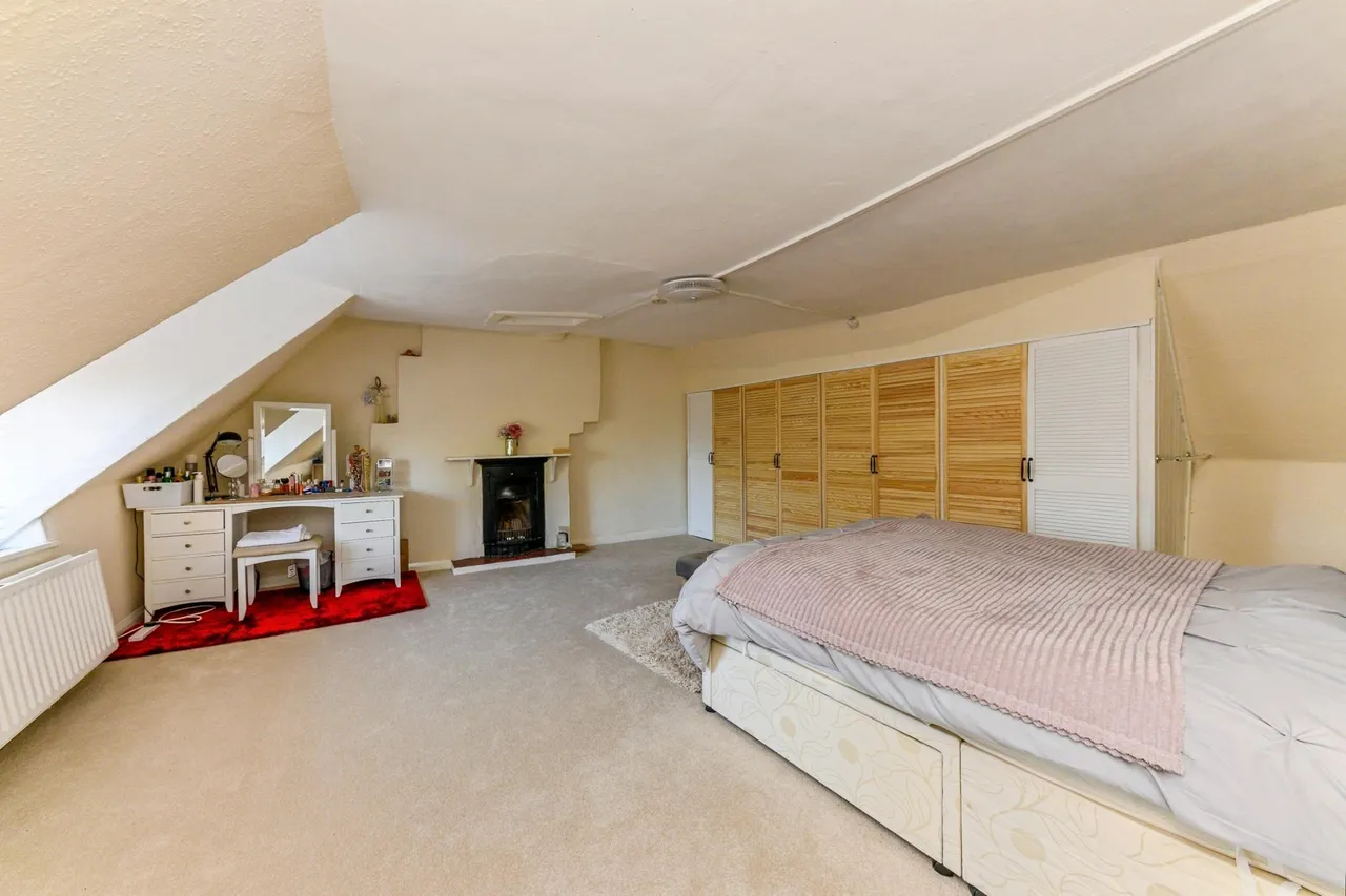 Main Street, Peterborough, PE8, photo 16
