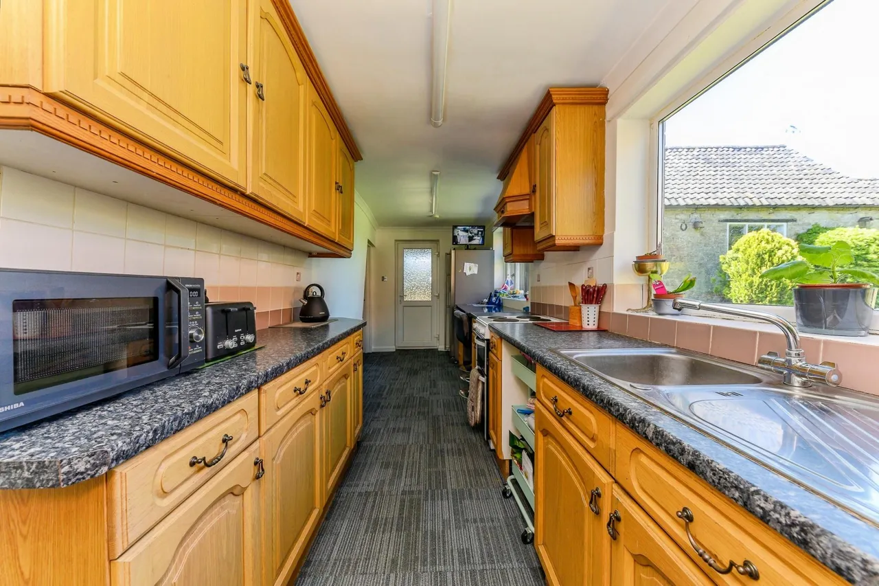 Main Street, Peterborough, PE8, photo 2
