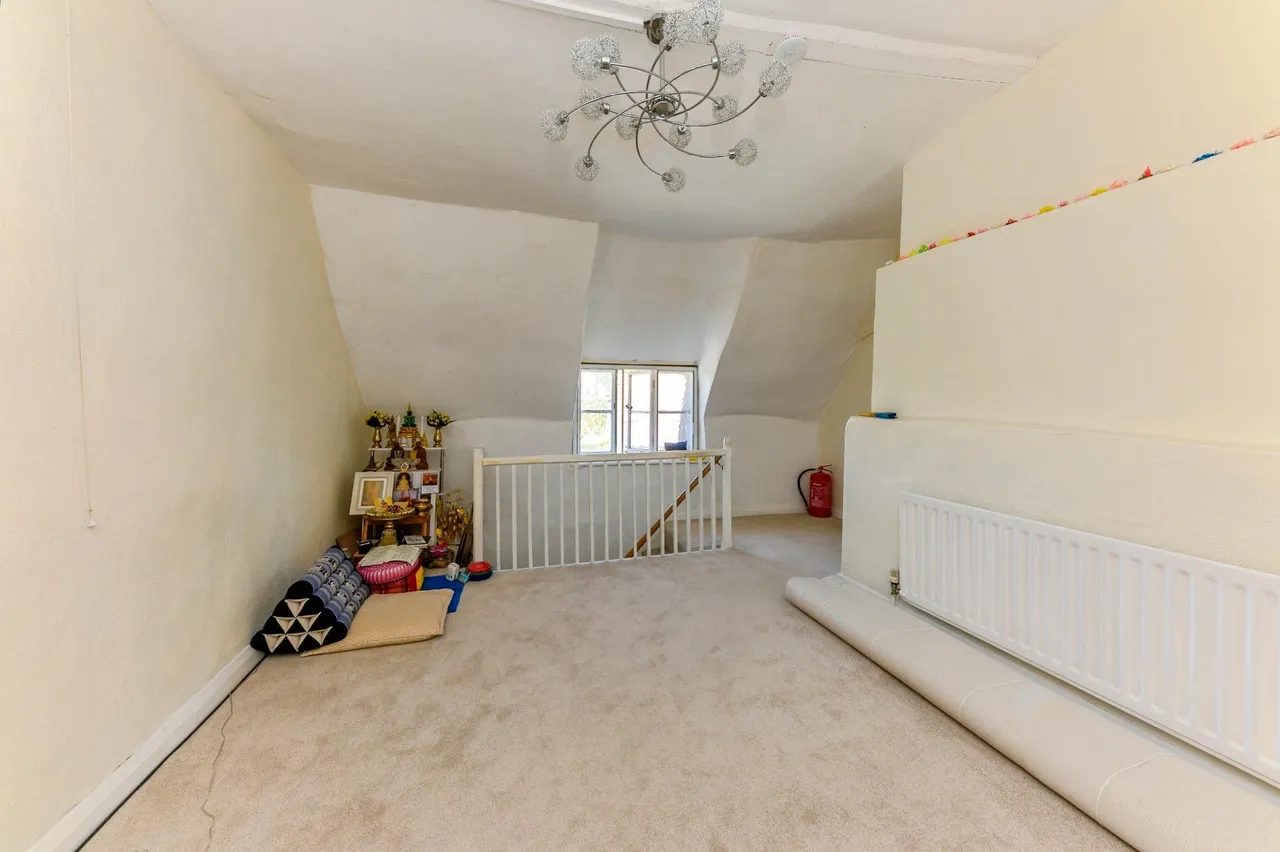 Main Street, Peterborough, PE8, photo 15
