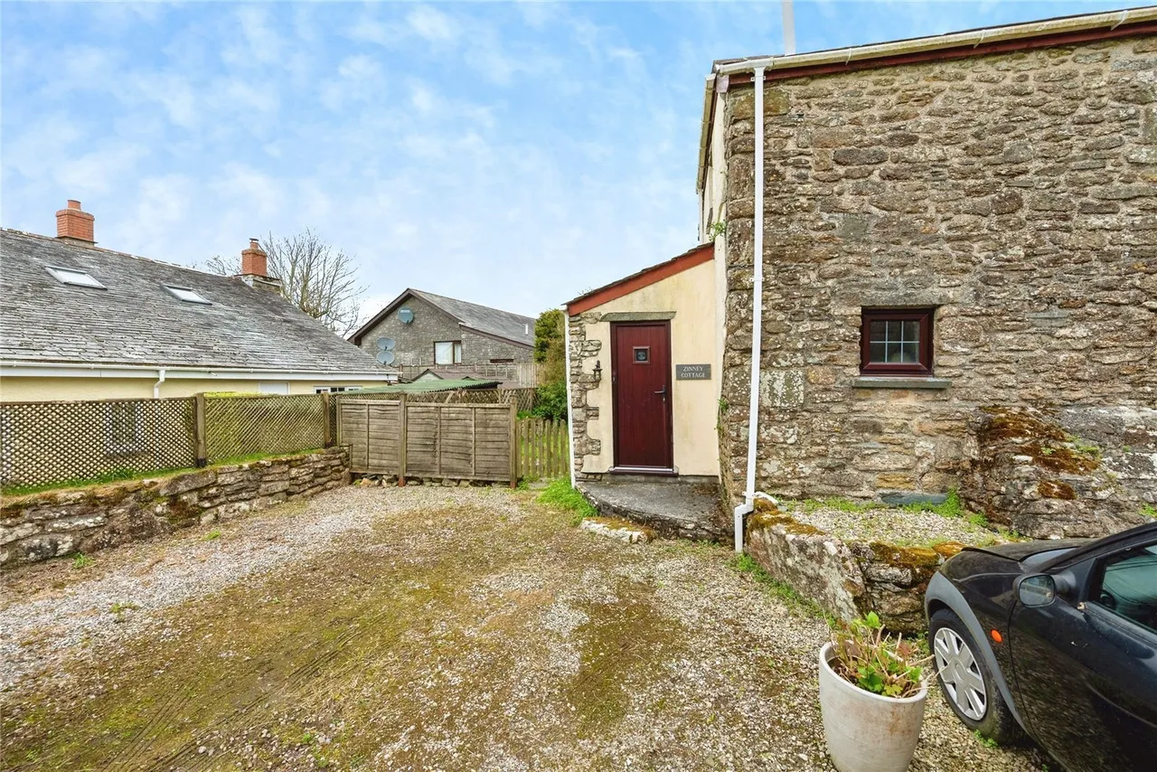 Advent, Camelford, PL32, photo 13