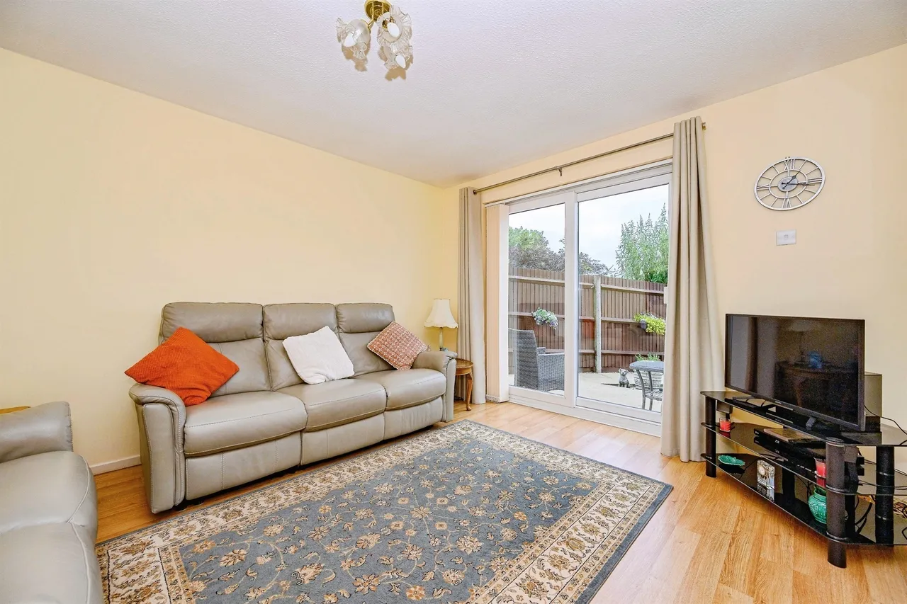 Wootton Drive, HEMEL HEMPSTEAD, photo 2