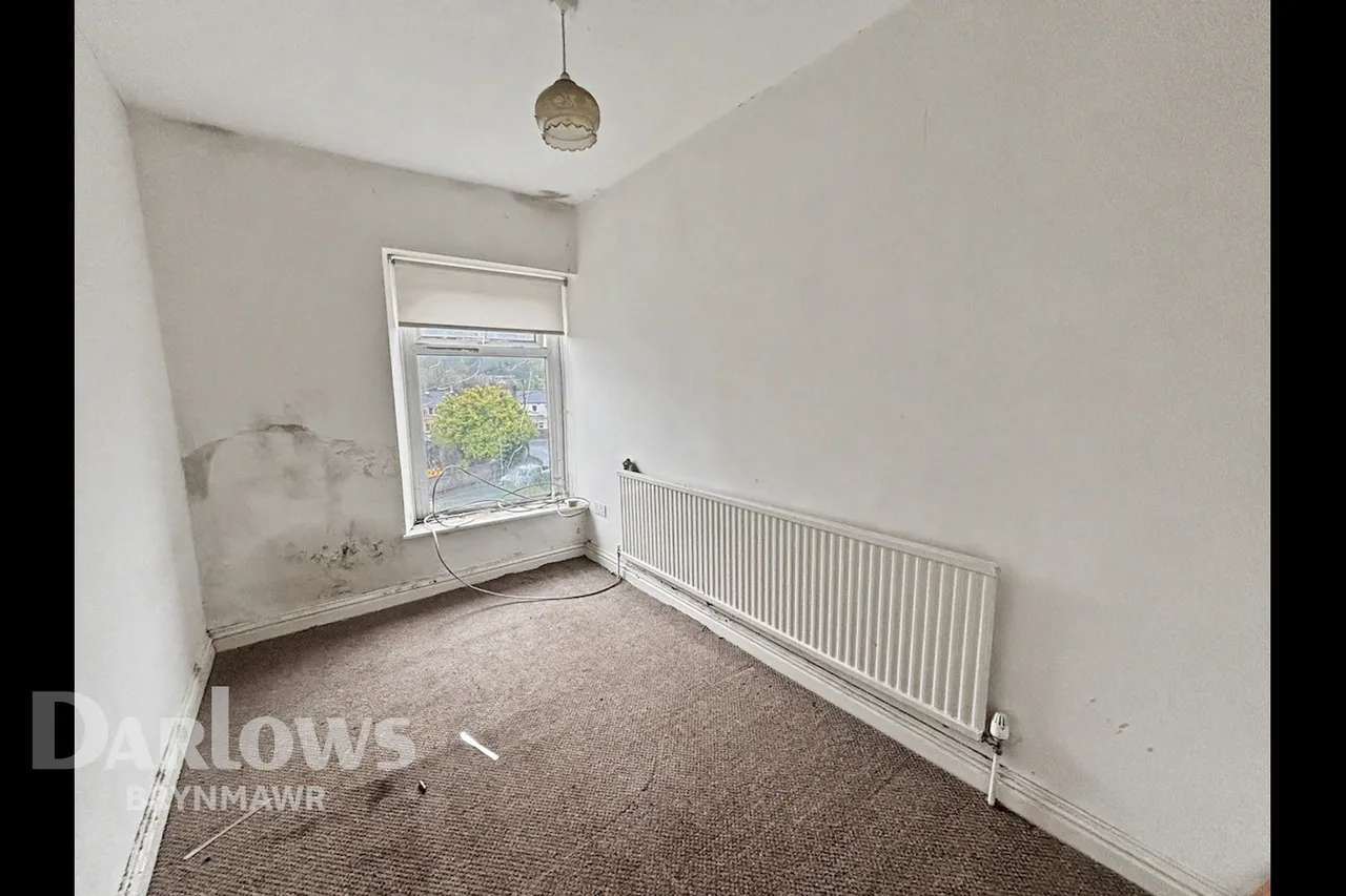 Richmond Terrace, Tredegar, photo 7
