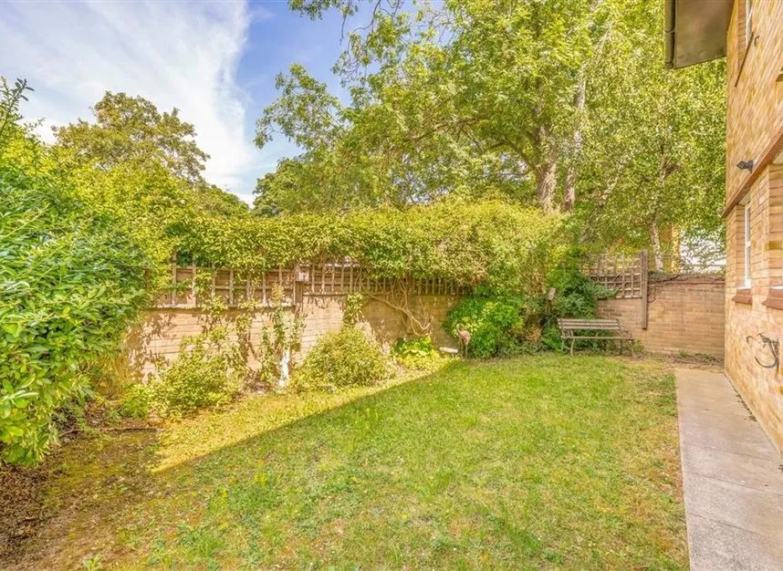 Walpole Road, Teddington, TW11, photo 5