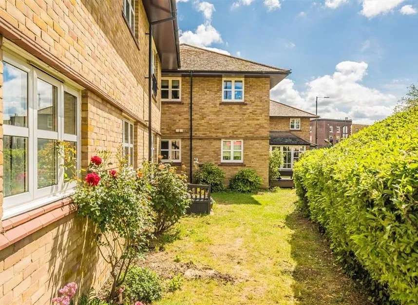 Walpole Road, Teddington, TW11, photo 6