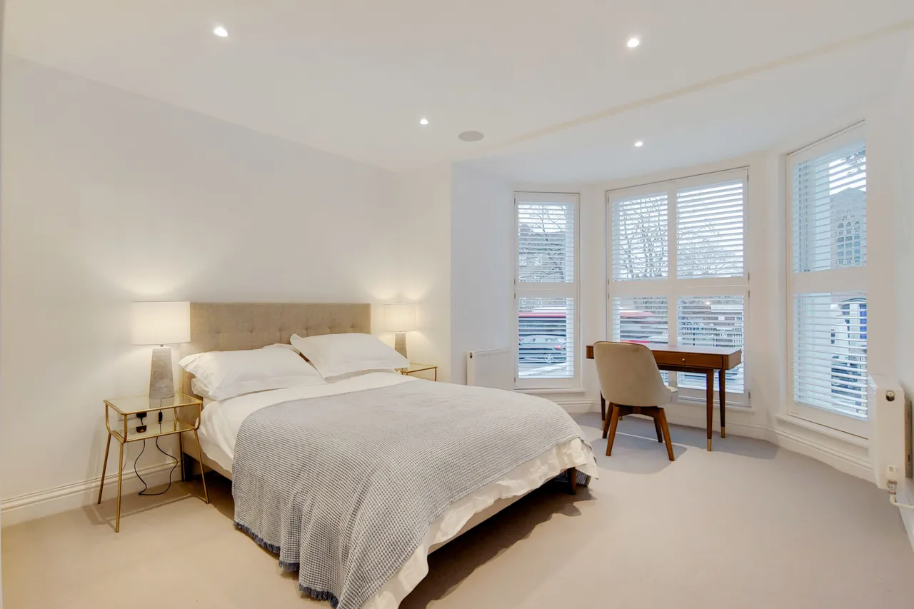Flat 4, 397 Clapham Road, London, photo 8