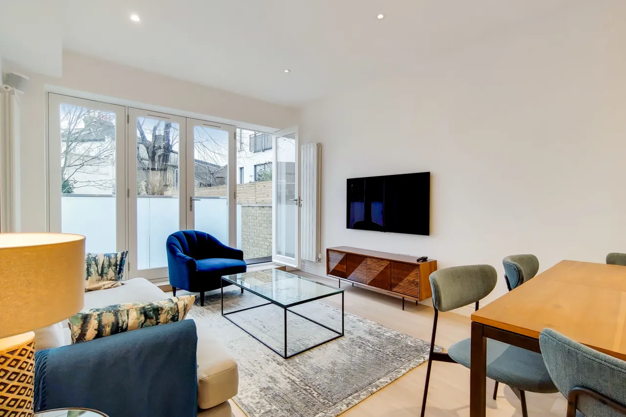 Flat 4, 397 Clapham Road, London, photo 3