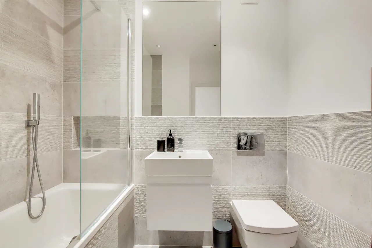 Flat 4, 397 Clapham Road, London, photo 11