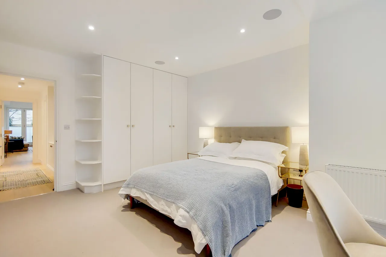 Flat 4, 397 Clapham Road, London, photo 9