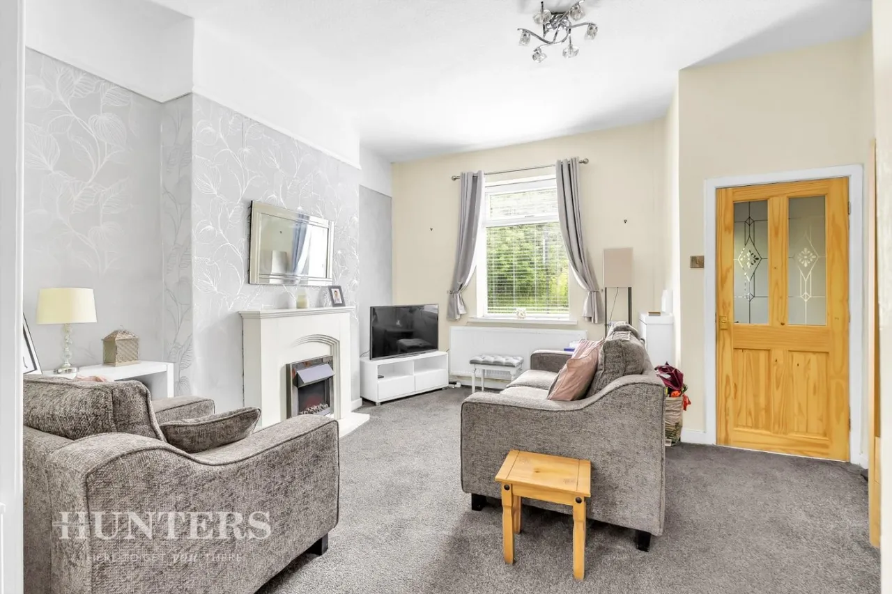Hollins Road, Oldham, OL8, photo 4