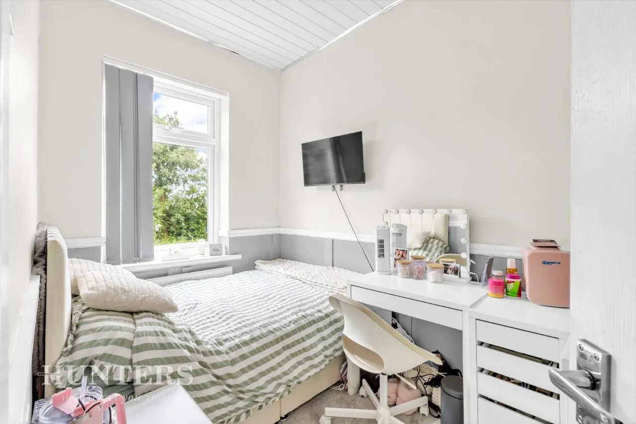 Hollins Road, Oldham, OL8, photo 11