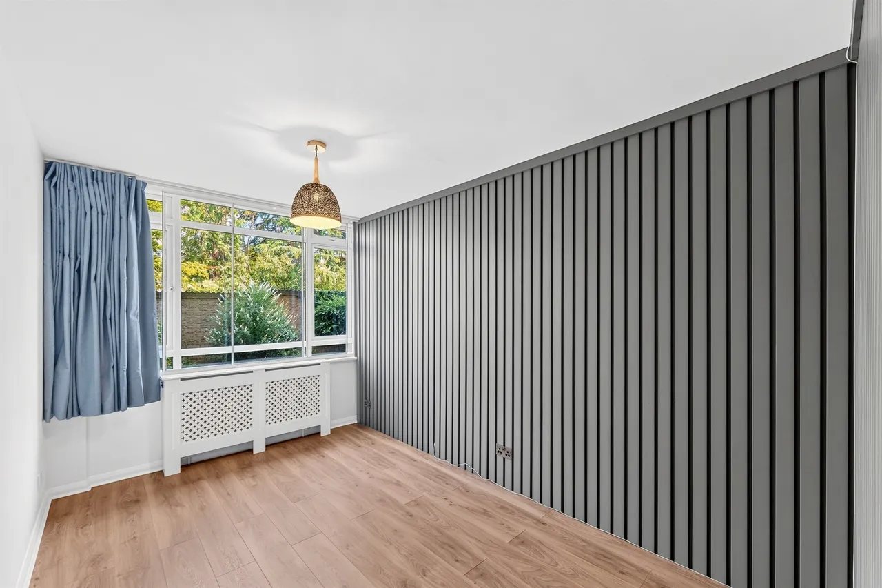 Princes Way, London, photo 10