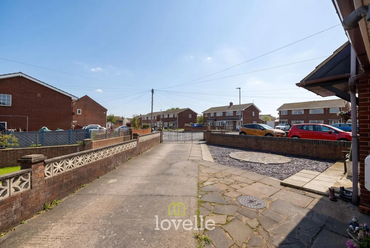 Briar Close, South Killingholme, DN40, photo 30