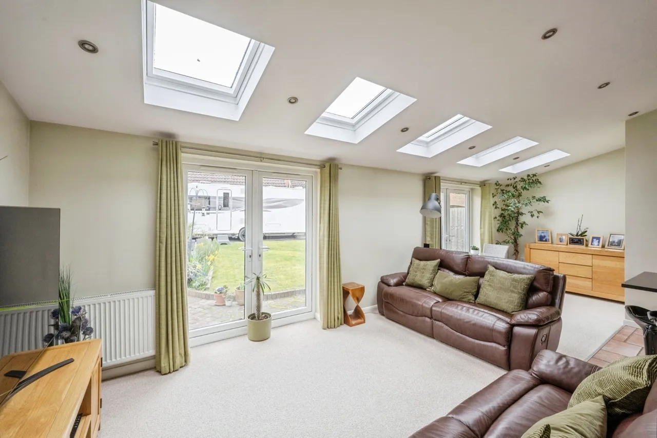 Ashwood Close, Branton, Doncaster, South Yorkshire, DN3, photo 9