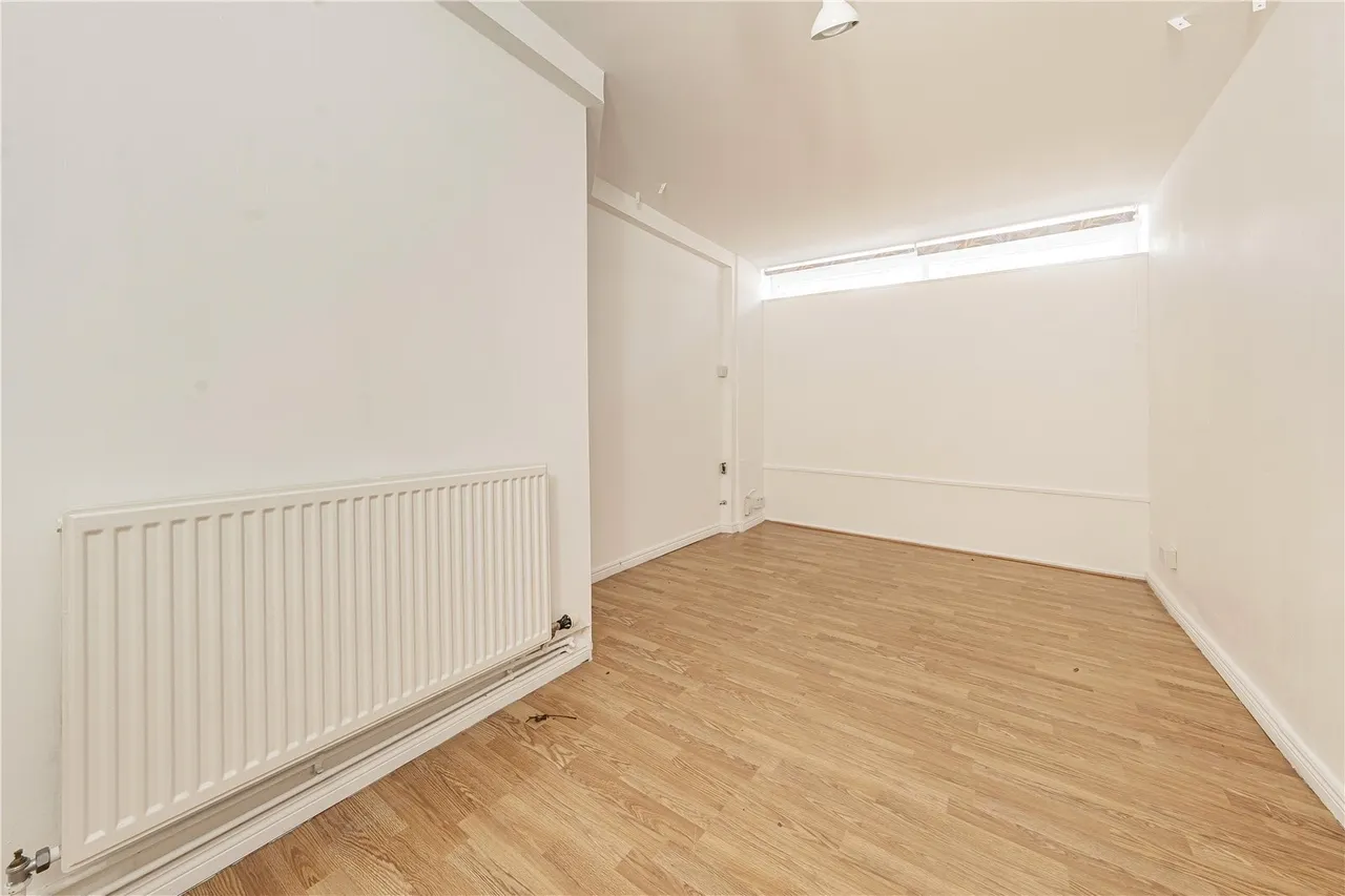 Paxton Close, Kew, TW9, photo 14