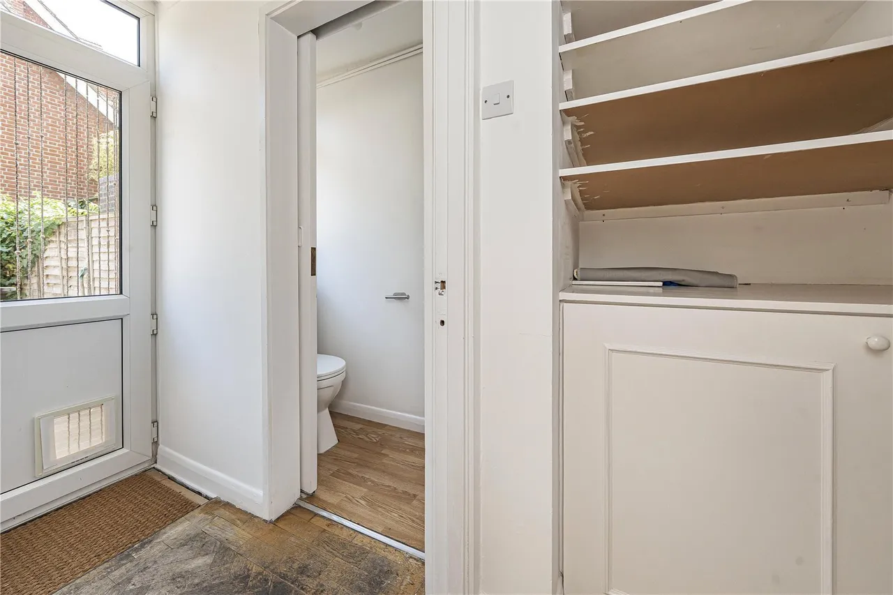 Paxton Close, Kew, TW9, photo 17
