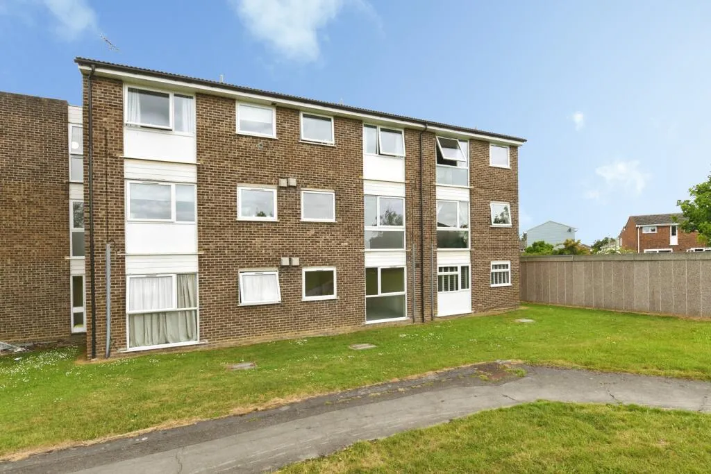 1 bed flat for sale, Cornflower Drive, Chelmsford, CM1
