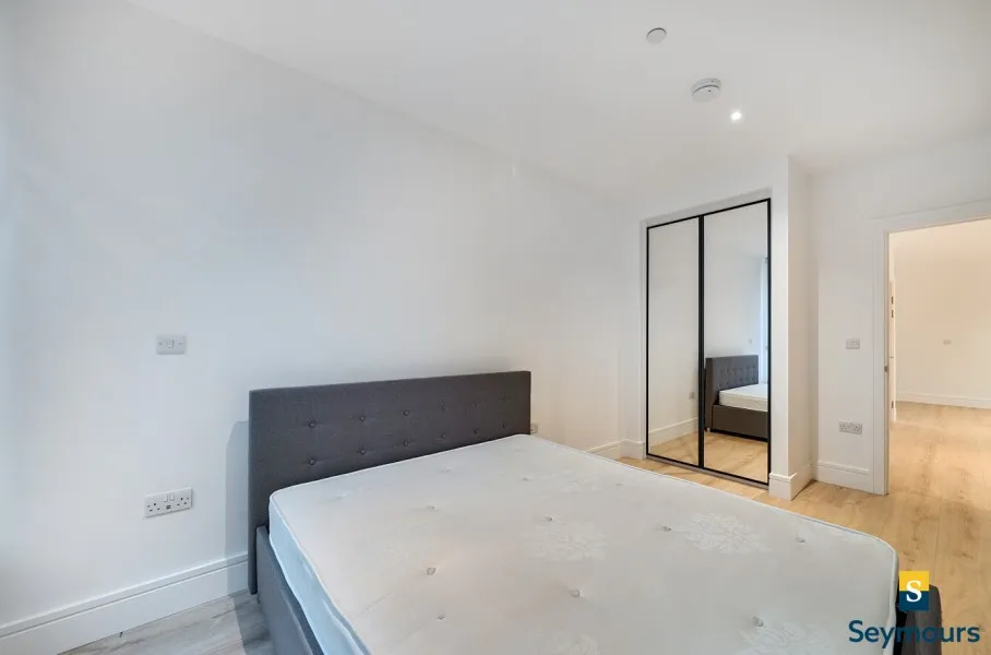 Pyrcroft Road, Chertsey, KT16, photo 6