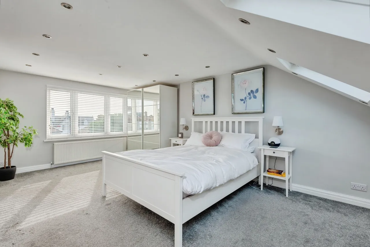 Cheyne Gardens, Liverpool, L19, photo 19