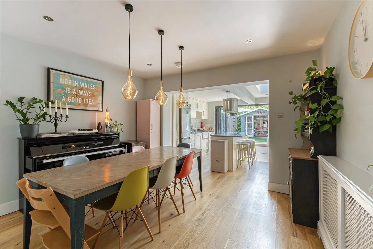Chertsey Road, Twickenham, TW1, photo 6