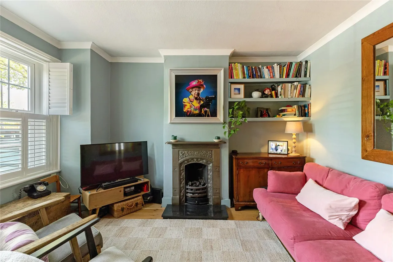 Chertsey Road, Twickenham, TW1, photo 2