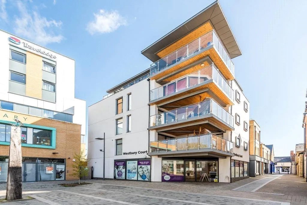 2 bed flat for sale — Wesley Lane, Bicester, Oxfordshire, OX26