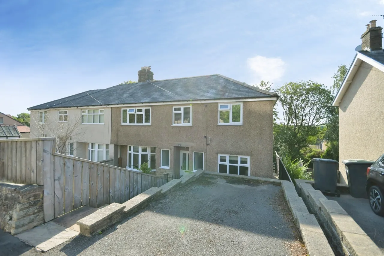 Corbar Road, BUXTON, Derbyshire, SK17, photo 29