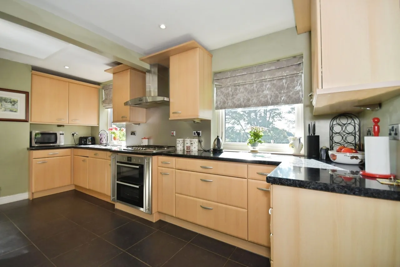 Corbar Road, BUXTON, Derbyshire, SK17, photo 14