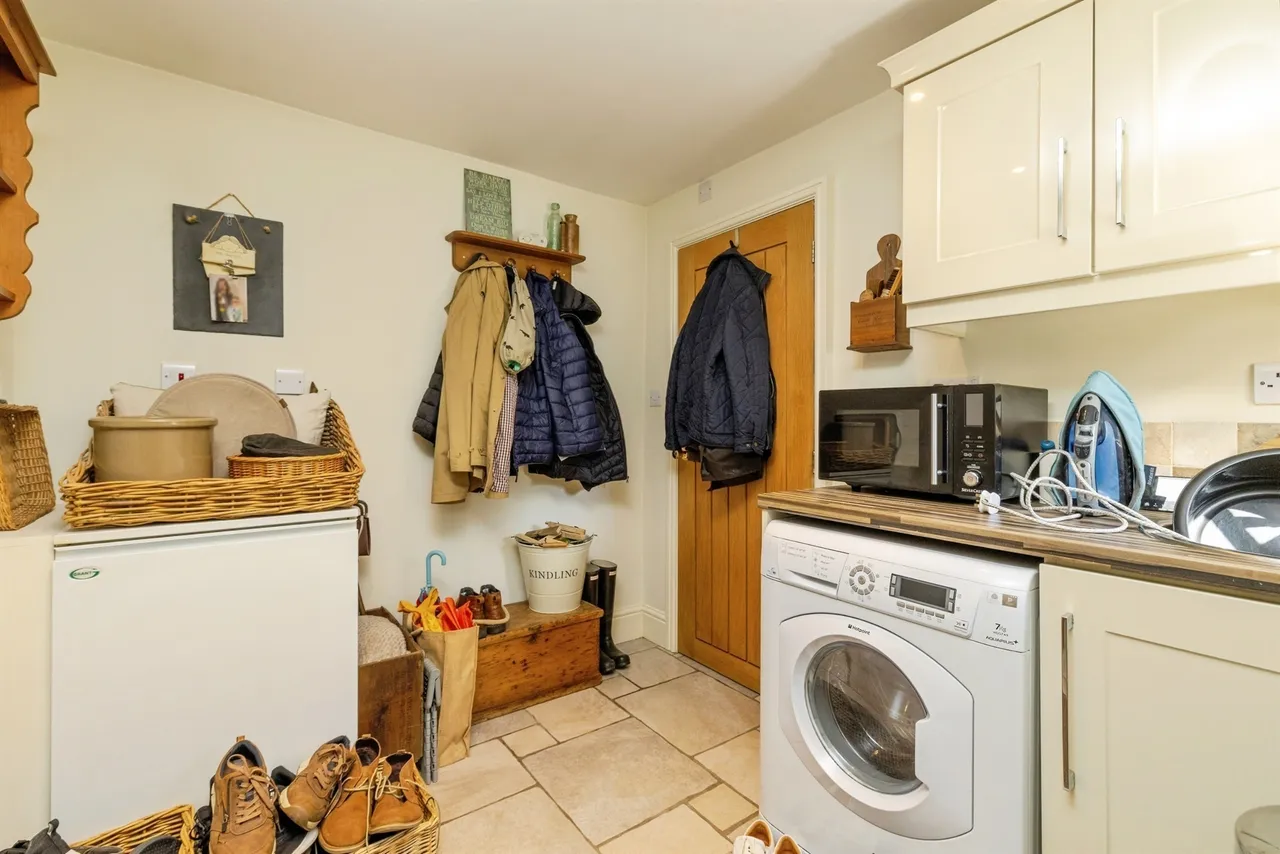 Newark Road, Bassingham, LN5, photo 16
