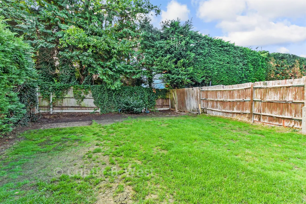 The Forge, Southwater, RH13, photo 7
