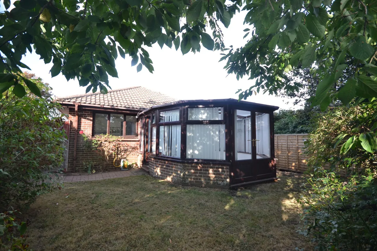 Chayle Gardens, Selsey, PO20, photo 14