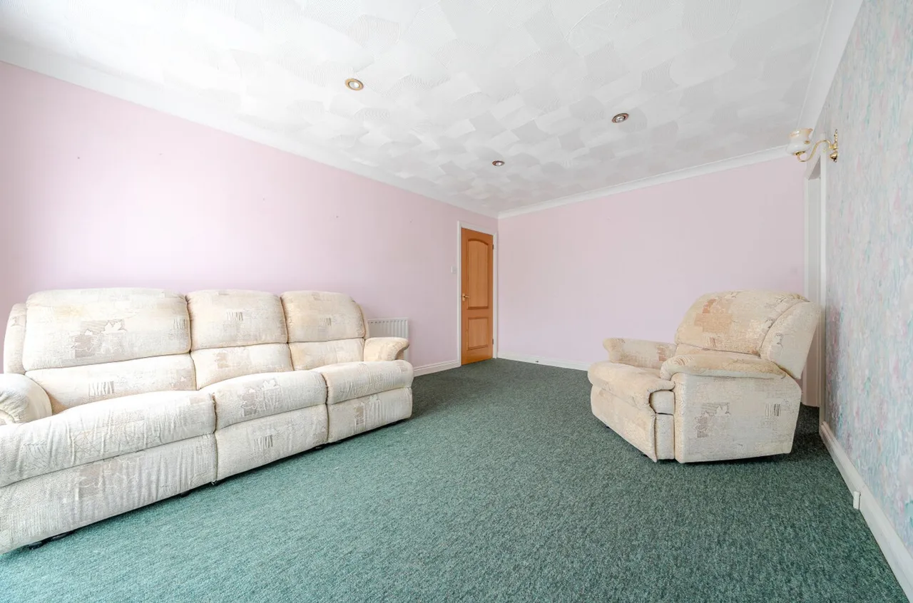 Chayle Gardens, Selsey, PO20, photo 3