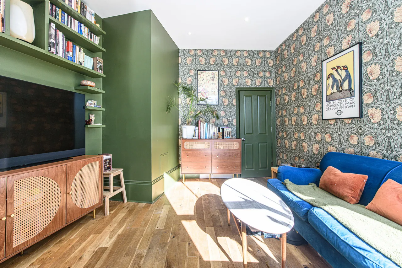 London, NW6, photo 3