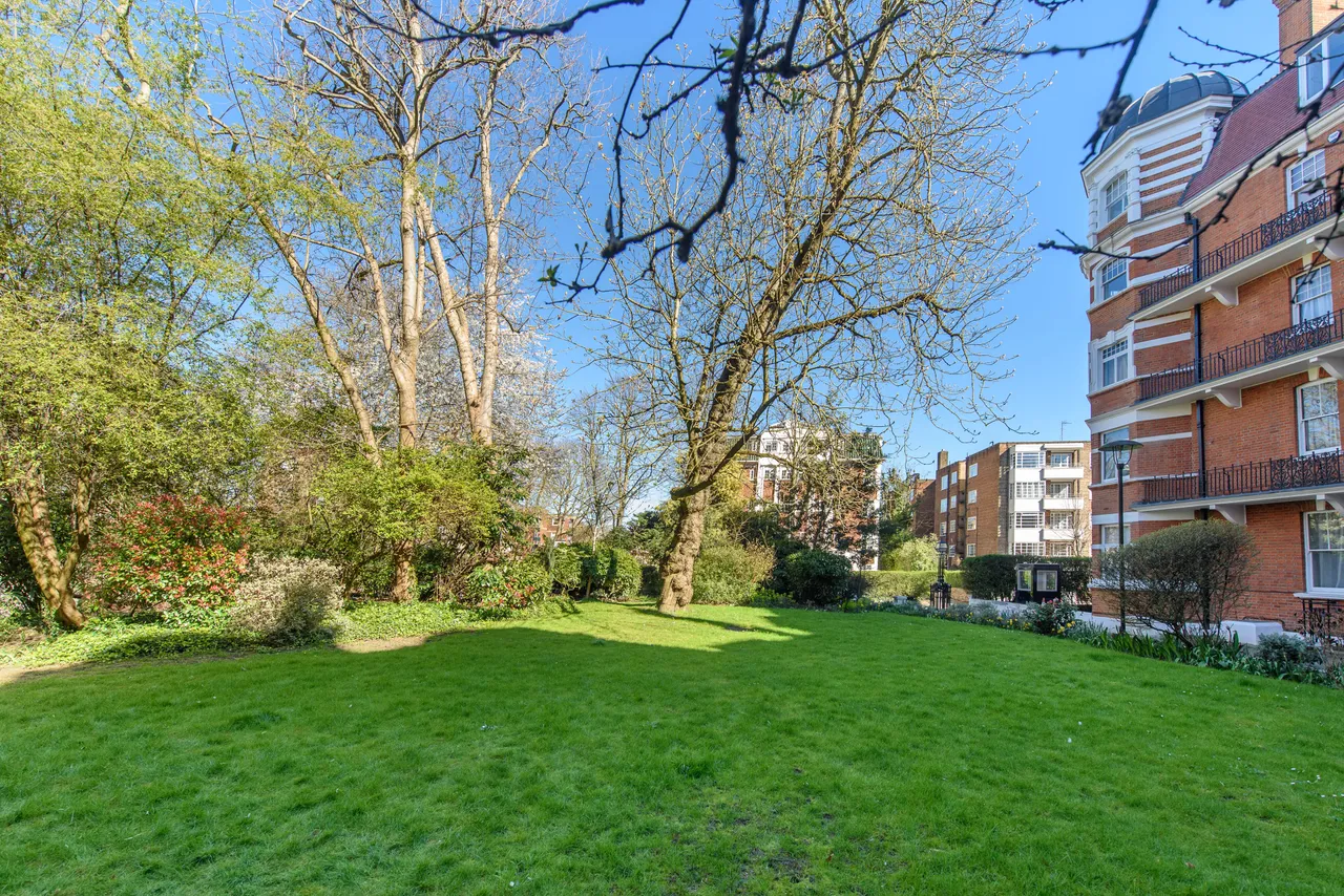 London, NW6, photo 9