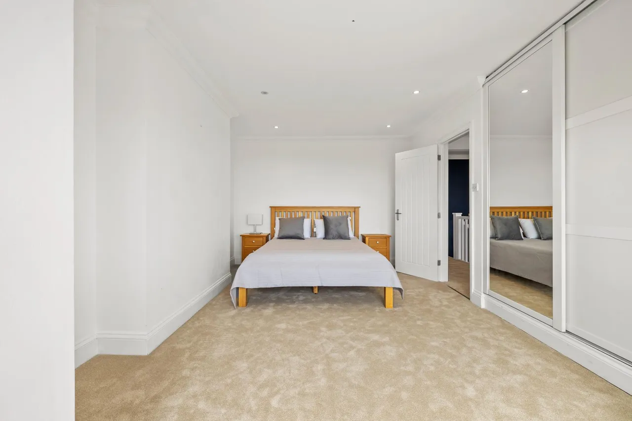 Higher Lane, Langland, SA3, photo 30