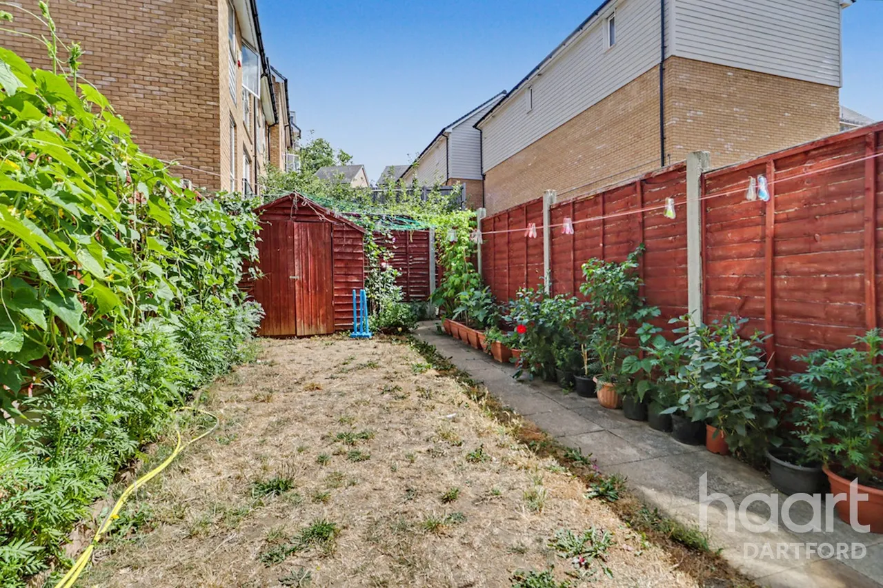 Burroughs Drive, Dartford, DA1, photo 3