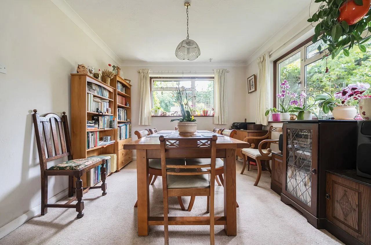 Chapel Gardens, Lindford, GU35, photo 5