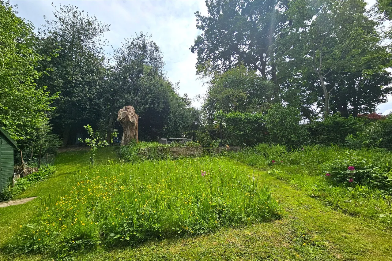 Chapel Gardens, Lindford, GU35, photo 15