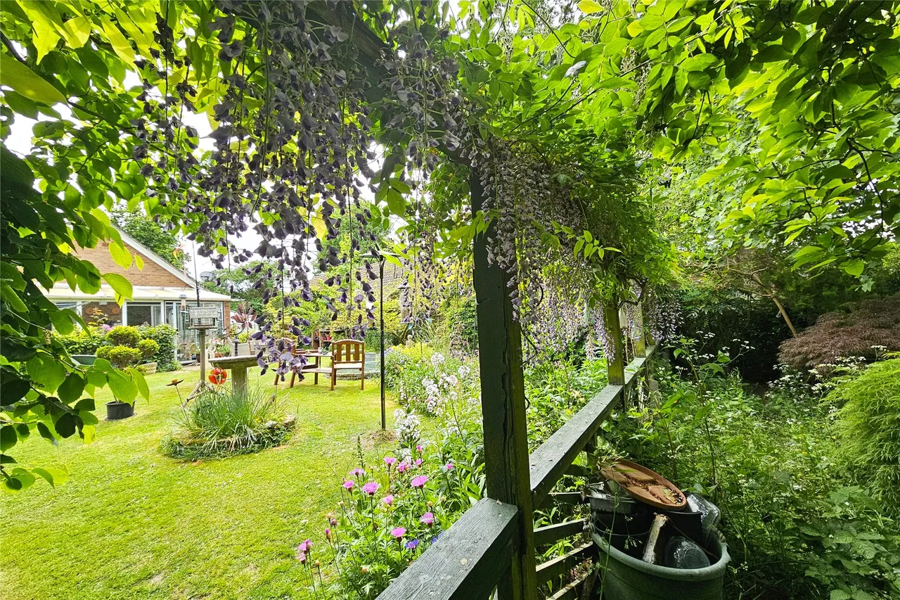 Chapel Gardens, Lindford, GU35, photo 29