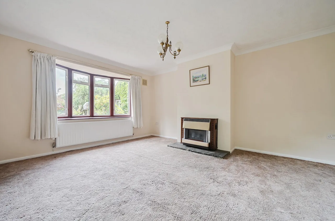 Chapel Gardens, Lindford, GU35, photo 16