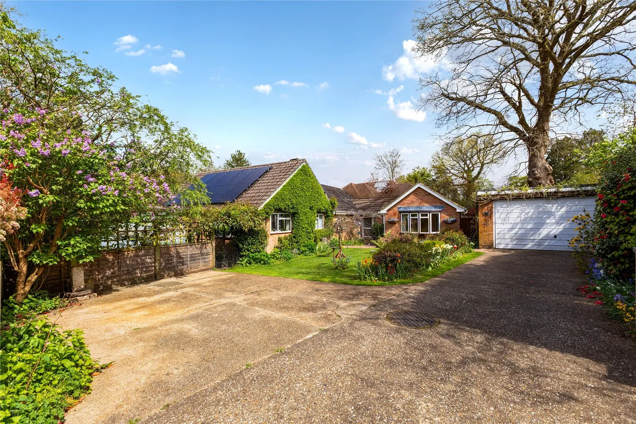 Chapel Gardens, Lindford, GU35, photo 32