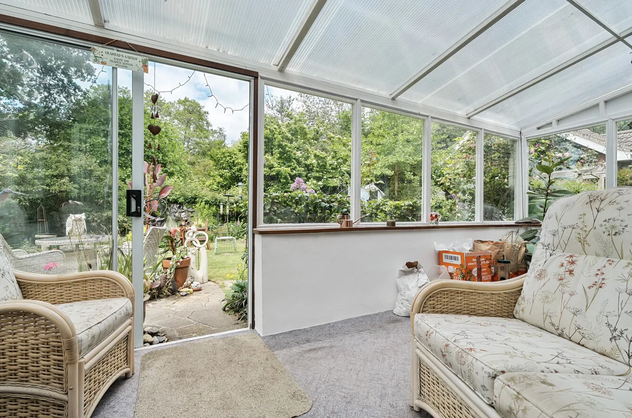 Chapel Gardens, Lindford, GU35, photo 4