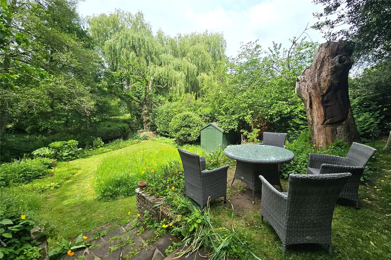 Chapel Gardens, Lindford, GU35, photo 14