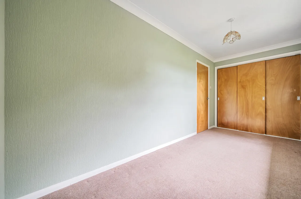 Chapel Gardens, Lindford, GU35, photo 22