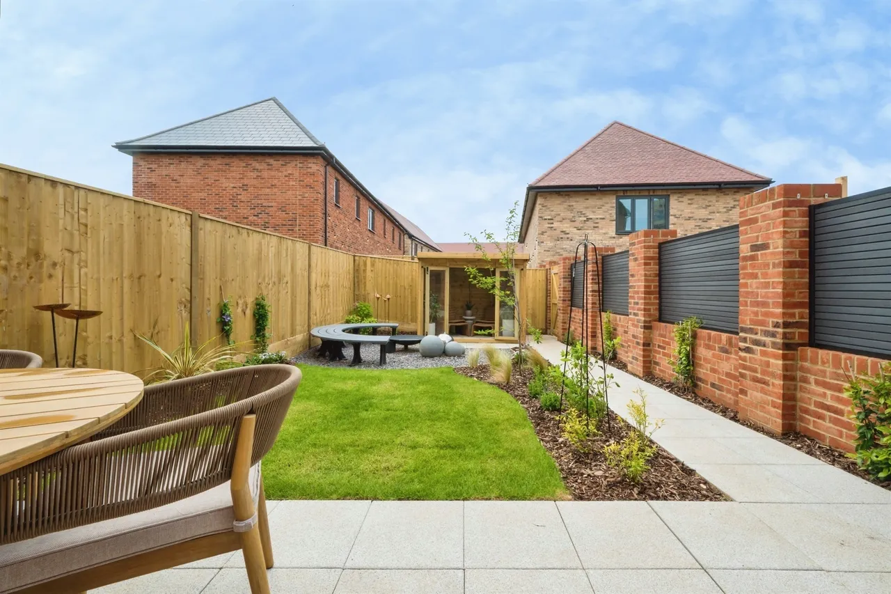 The Lower Acre, Horton Heath, SO30, photo 14