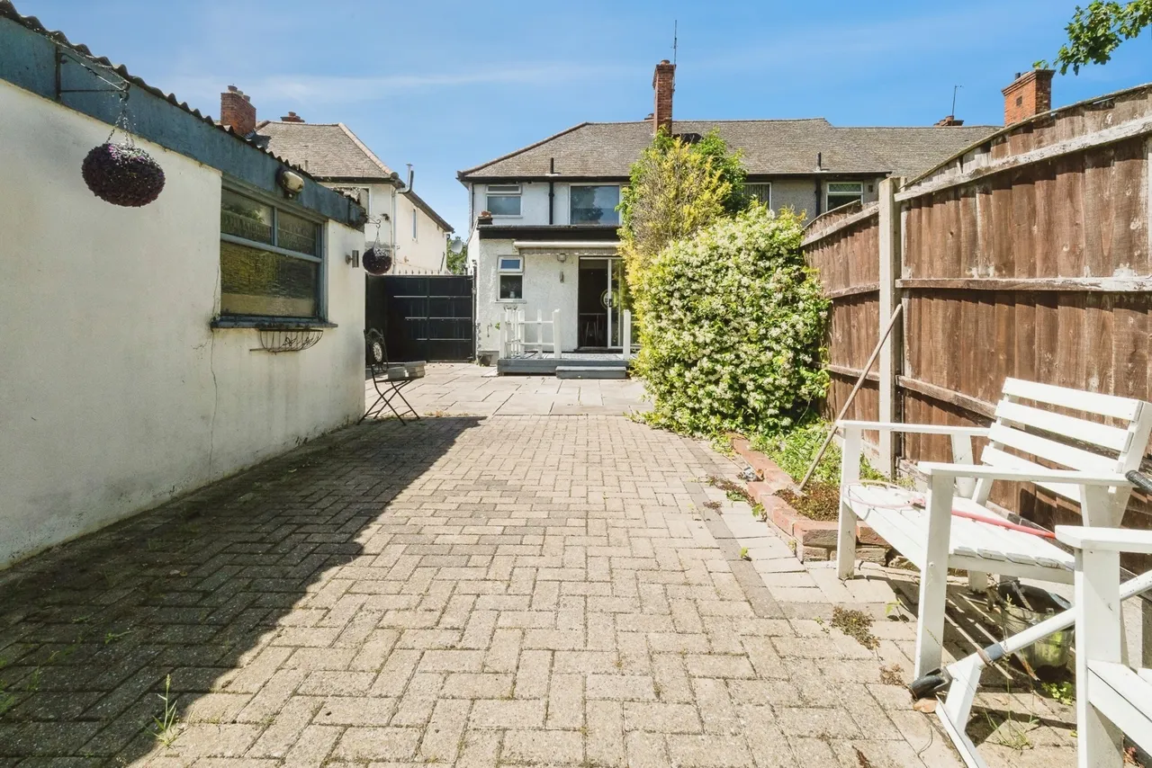 Ballards Road, DAGENHAM, Essex, RM10, photo 10
