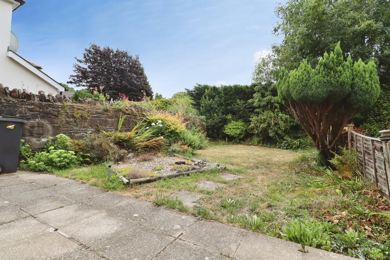 St. Francis Court Cardiff, CF14, photo 10