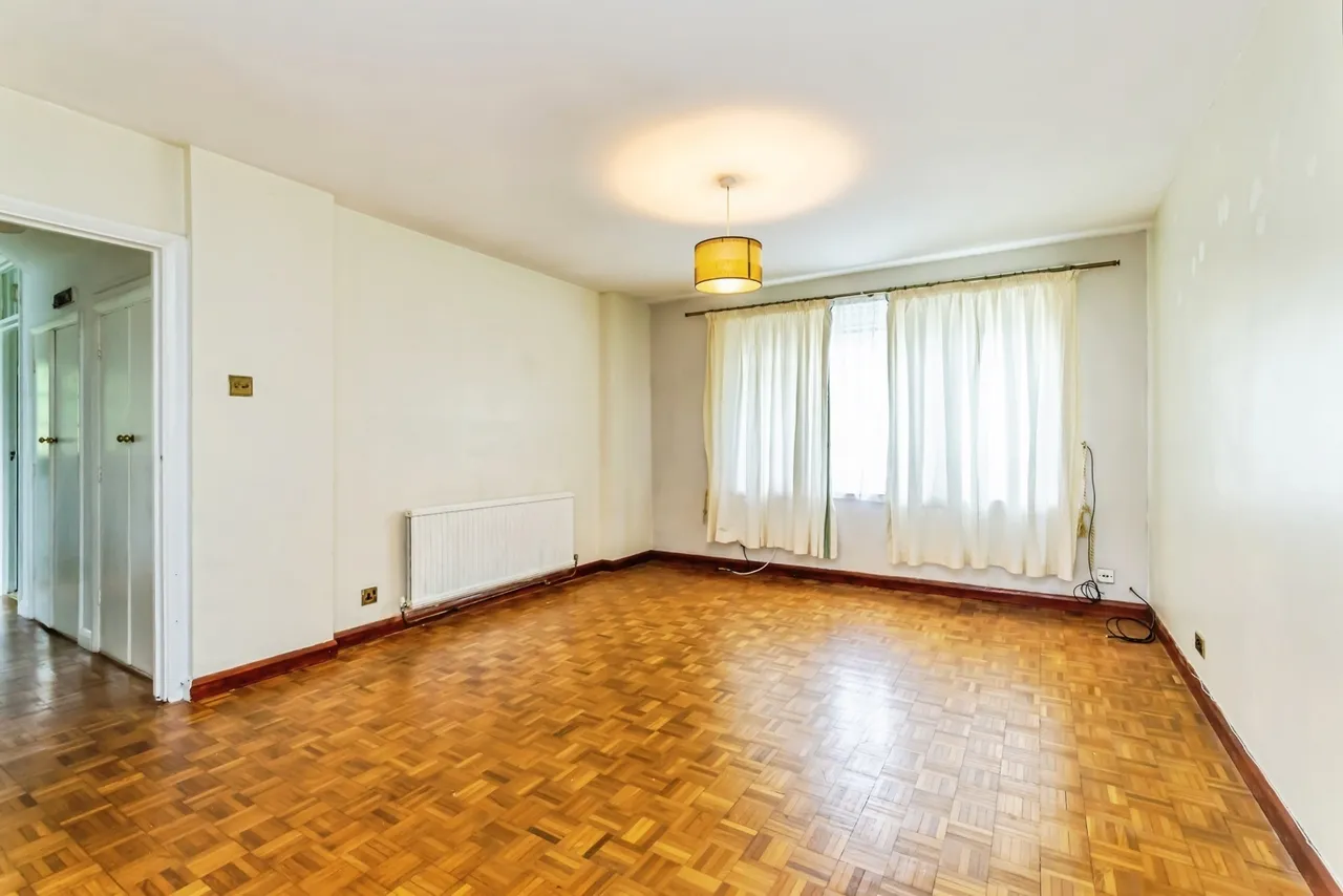 Liskeard Lodge, Tupwood Lane, Caterham, Surrey, CR3, photo 11