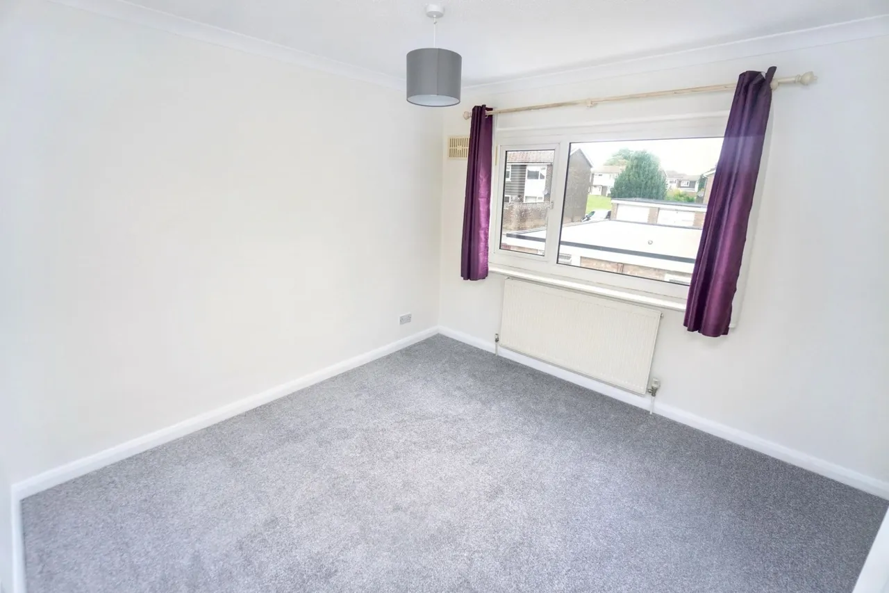 Hithercroft Road, High Wycombe, HP13, photo 8