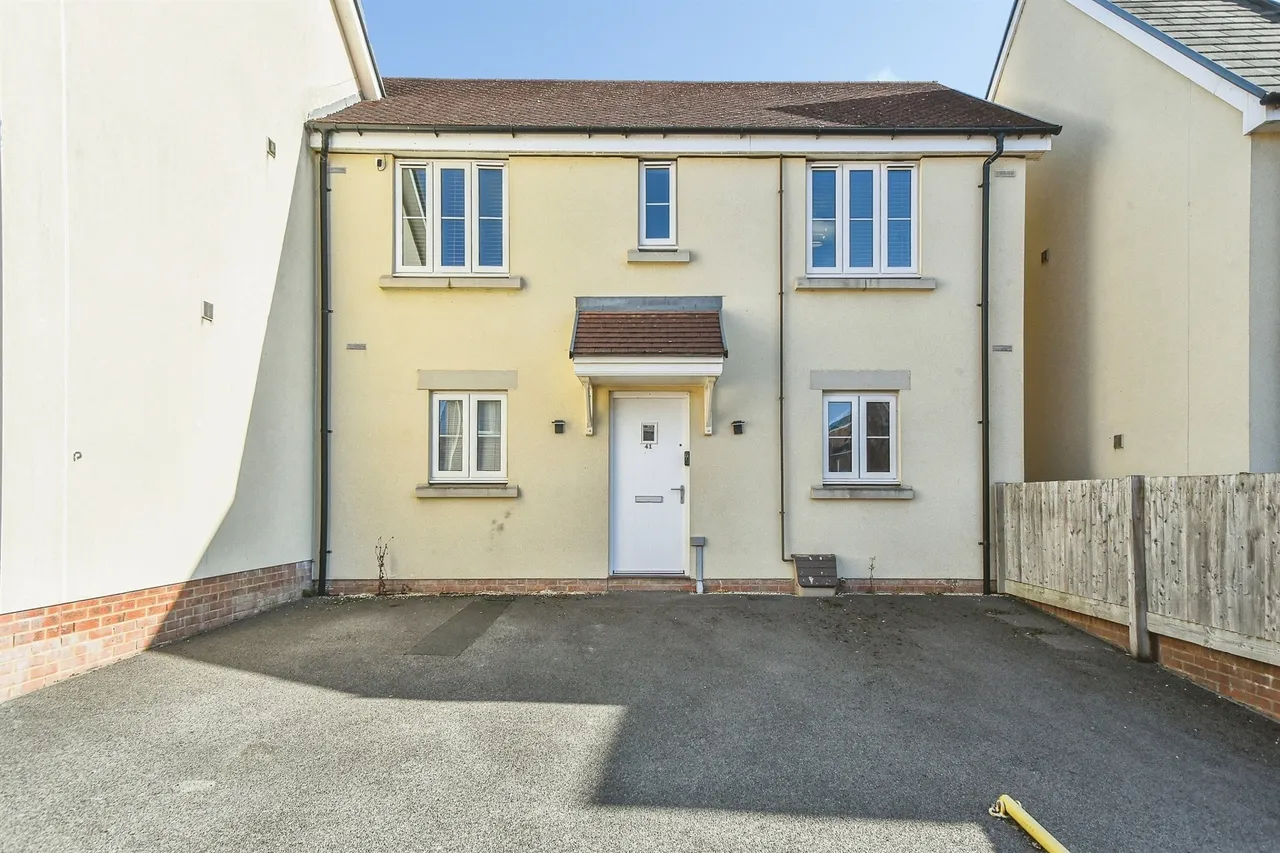 Saddle Way, Andover, SP11, photo 2