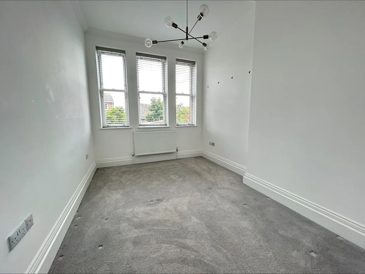 Massandra Court, DT4, photo 3